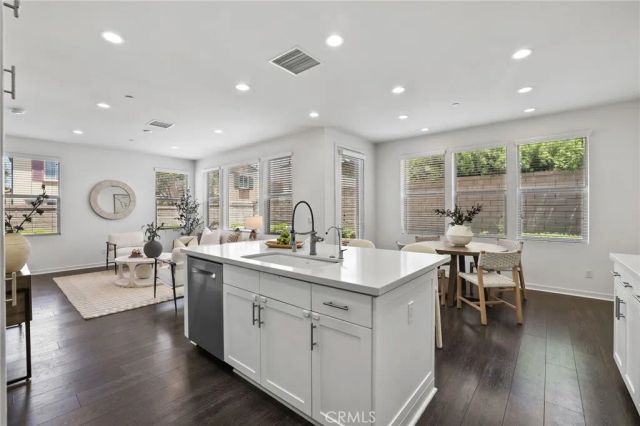 31 Fuchsia, Lake Forest, CA 92630
