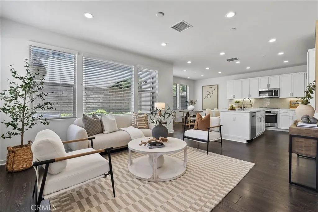31 Fuchsia, Lake Forest, CA 92630