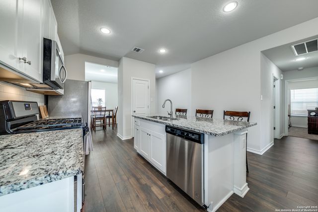 384 Walnut, New Braunfels, TX 78130