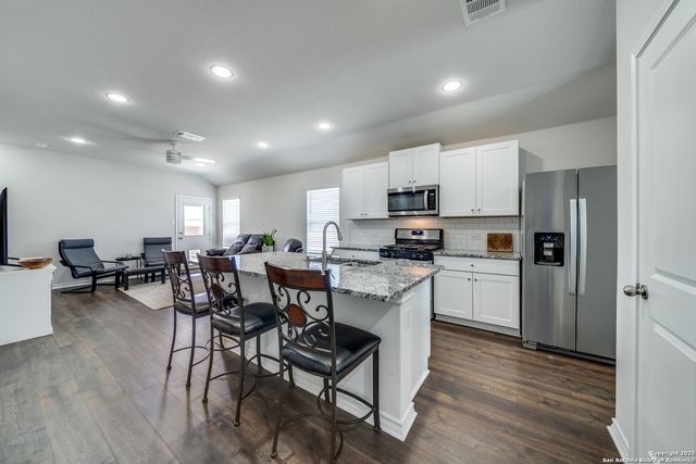 384 Walnut, New Braunfels, TX 78130