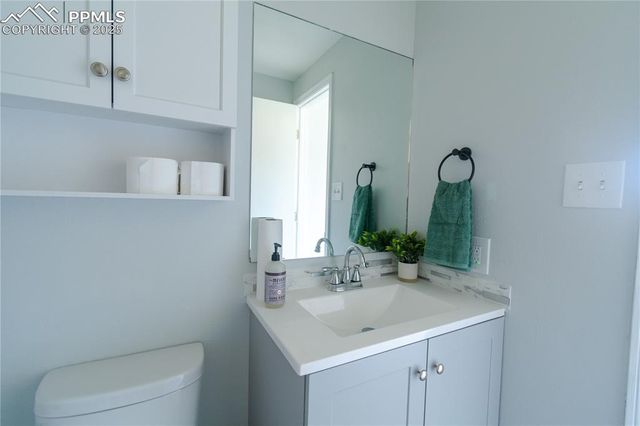 2360 Allyn Way, Colorado Springs, CO 80915