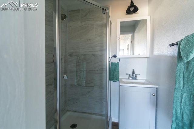 2360 Allyn Way, Colorado Springs, CO 80915