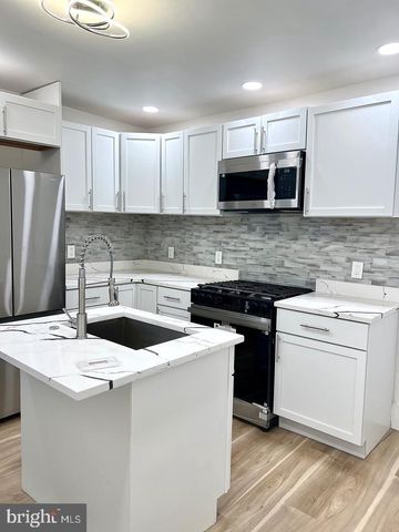 3217 ALMOND ST, Philadelphia, PA 19134
