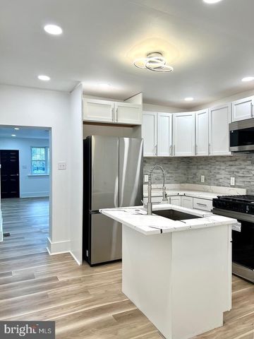 3217 ALMOND ST, Philadelphia, PA 19134