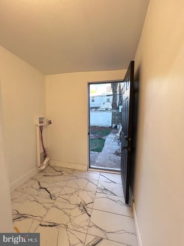 3217 ALMOND ST, Philadelphia, PA 19134