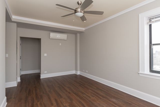 817 W Lakeside Place 701, Chicago, IL 60640