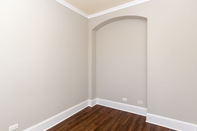 817 W Lakeside Place 701, Chicago, IL 60640