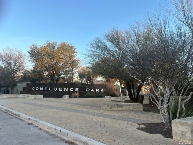 121 W Mitchell, San Antonio, TX 78204