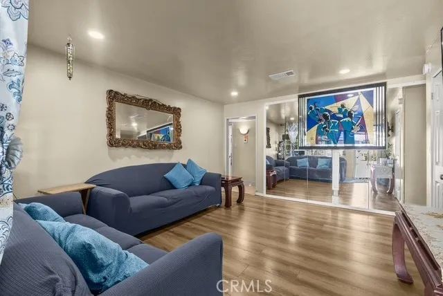 509 Larry, Bakersfield, CA 93307
