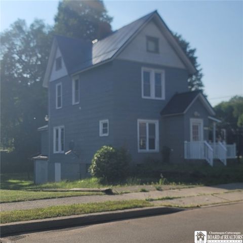 10 Mcdaniel Avenue, Jamestown, NY 14701