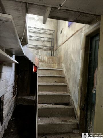 10 Mcdaniel Avenue, Jamestown, NY 14701