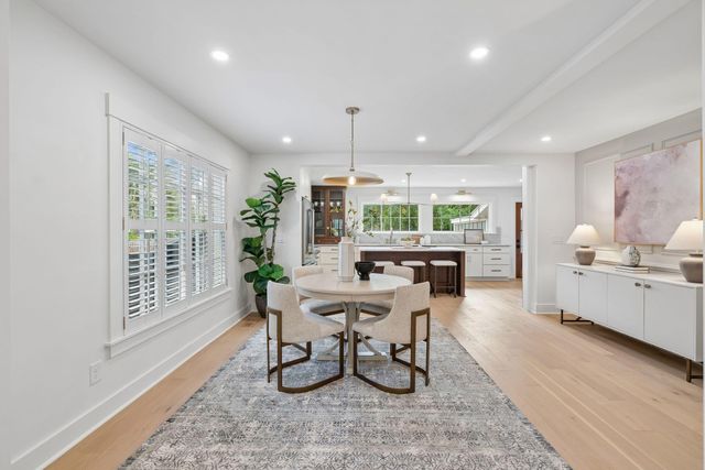 2 Gadsden Street B, Charleston, SC 29401