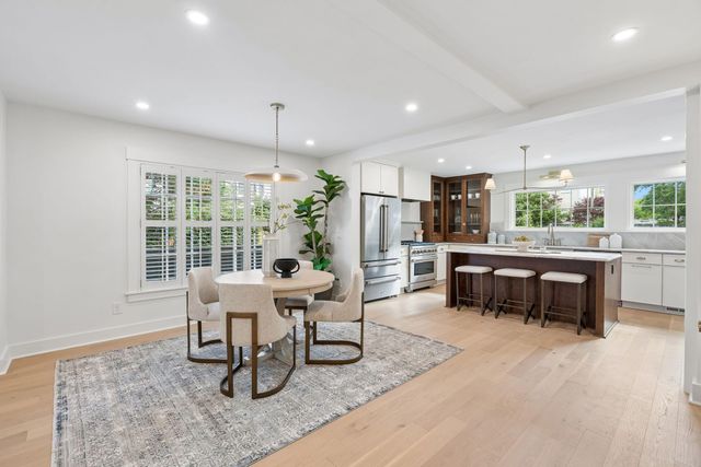2 Gadsden Street B, Charleston, SC 29401