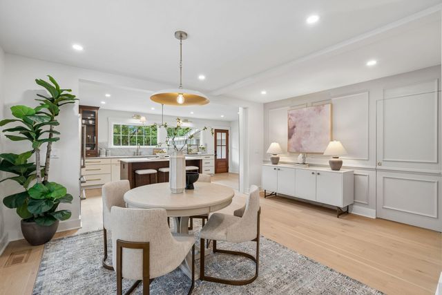2 Gadsden Street B, Charleston, SC 29401