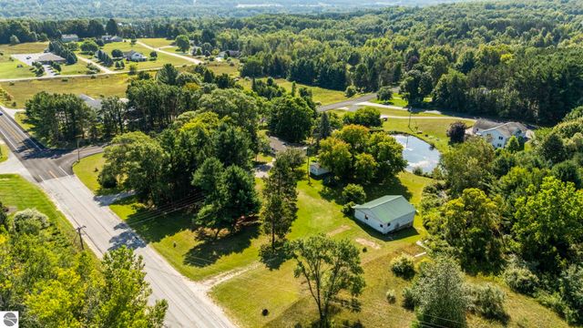 3033 Hartman Road, Traverse City, MI 49685