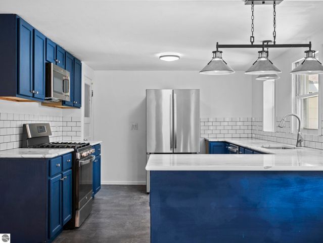 3033 Hartman Road, Traverse City, MI 49685