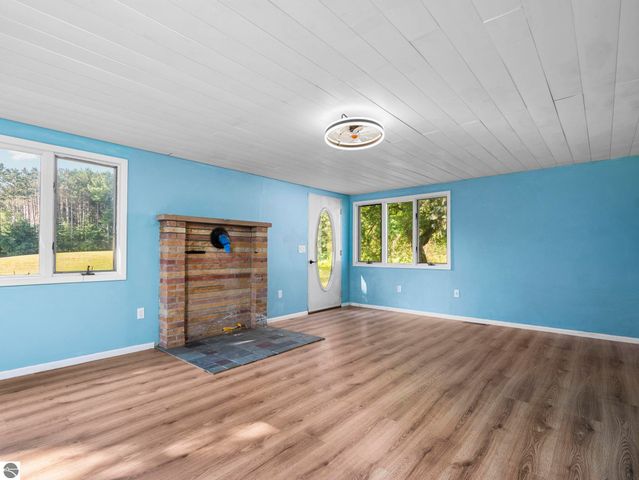 3033 Hartman Road, Traverse City, MI 49685