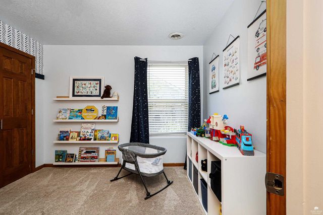 8830 Elderberry Run, Manhattan, KS 66502