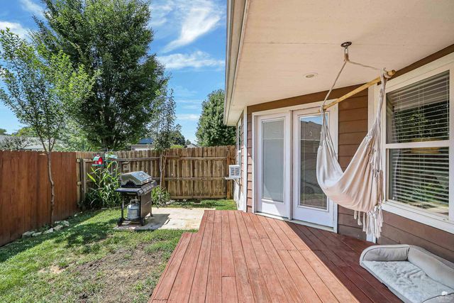 8830 Elderberry Run, Manhattan, KS 66502