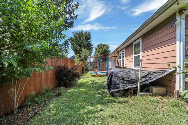 8830 Elderberry Run, Manhattan, KS 66502