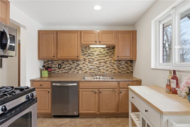 3529 W Stag Dr, Richland, PA 15044