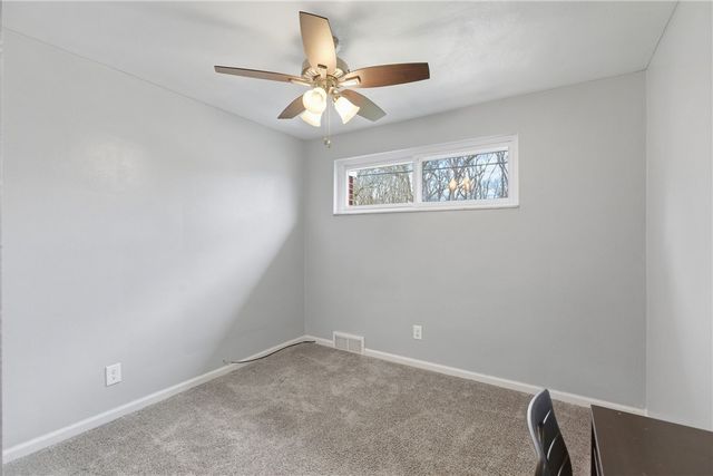 3529 W Stag Dr, Richland, PA 15044