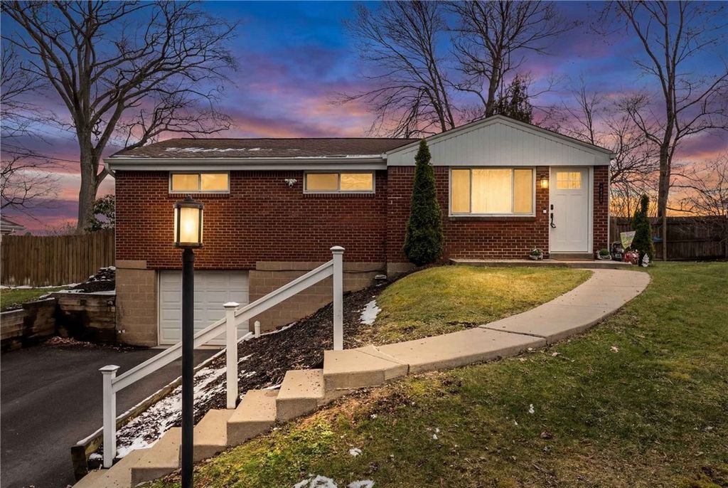 3529 W Stag Dr, Richland, PA 15044