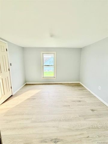 5041 Edwin Street, Hamtramck, MI 48212