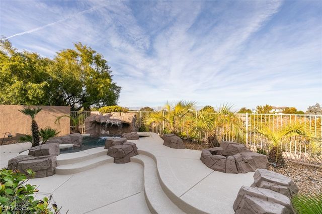 20 Hunt Valley Trail, Henderson, NV 89052