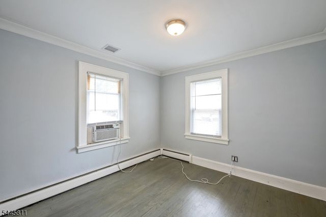 122 Garside Ave, Wayne Twp., NJ 07470