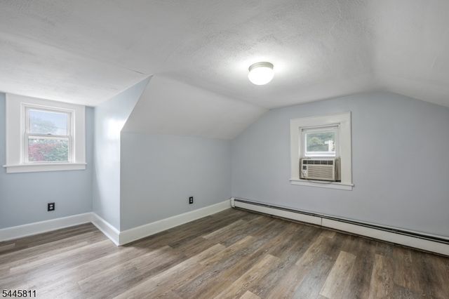 122 Garside Ave, Wayne Twp., NJ 07470
