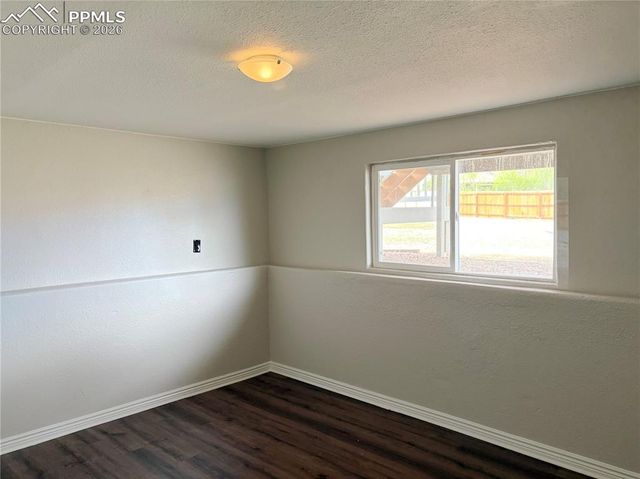 7470 Dove Creek Circle, Colorado Springs, CO 80911