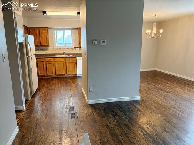 7470 Dove Creek Circle, Colorado Springs, CO 80911