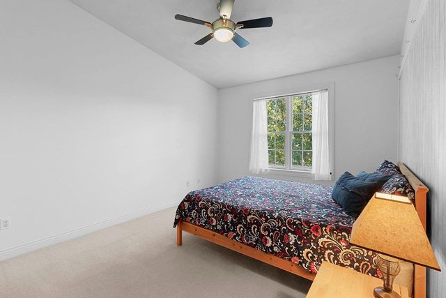421 E SHEFFIELD LANE, Appleton, WI 54913