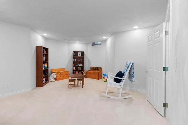421 E SHEFFIELD LANE, Appleton, WI 54913