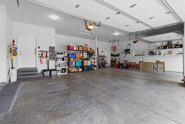 421 E SHEFFIELD LANE, Appleton, WI 54913