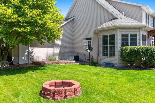 421 E SHEFFIELD LANE, Appleton, WI 54913