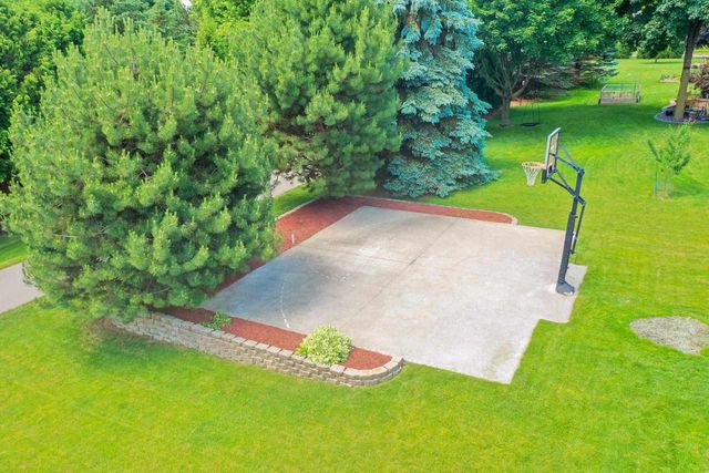 421 E SHEFFIELD LANE, Appleton, WI 54913