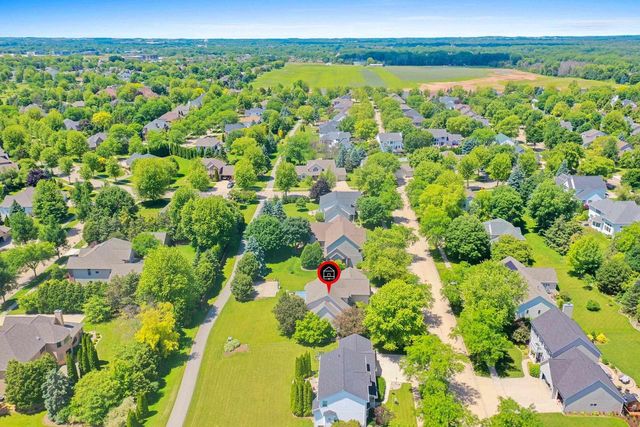 421 E SHEFFIELD LANE, Appleton, WI 54913