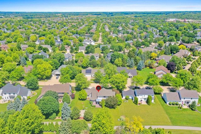 421 E SHEFFIELD LANE, Appleton, WI 54913