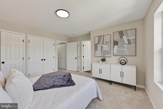 227 MOSBY LN, Front Royal, VA 22630
