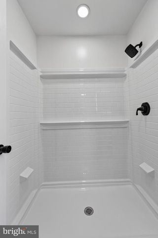 227 MOSBY LN, Front Royal, VA 22630