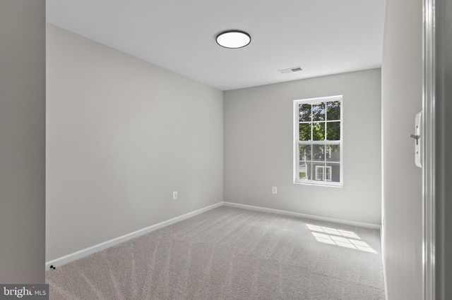 227 MOSBY LN, Front Royal, VA 22630