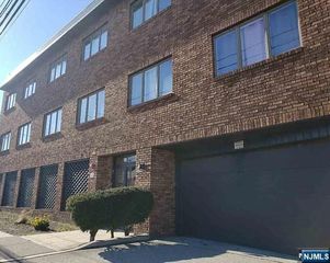 47 Bergen Boulevard 3B, Fairview, NJ 07022