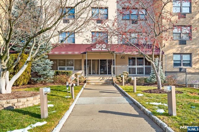 300 Lookout Avenue C4, Hackensack, NJ 07601