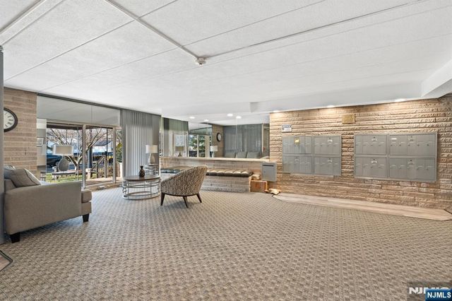 300 Lookout Avenue C4, Hackensack, NJ 07601