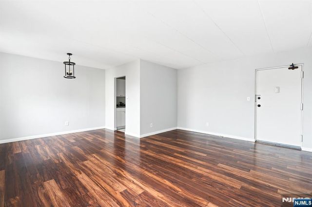 300 Lookout Avenue C4, Hackensack, NJ 07601