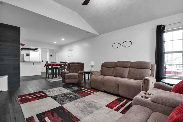 71 Villa Side Lane, Columbus, OH 43213