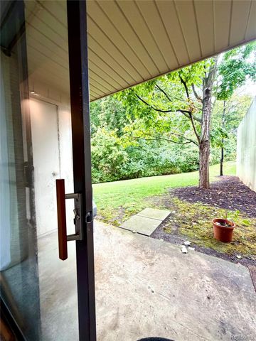 3925 Lone Pine Road 100, West Bloomfield Charter Township, MI 48323