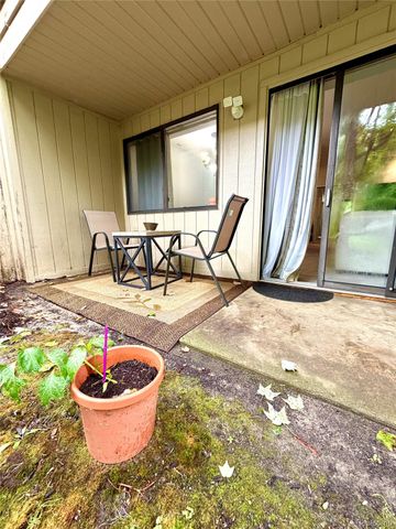 3925 Lone Pine Road 100, West Bloomfield Charter Township, MI 48323